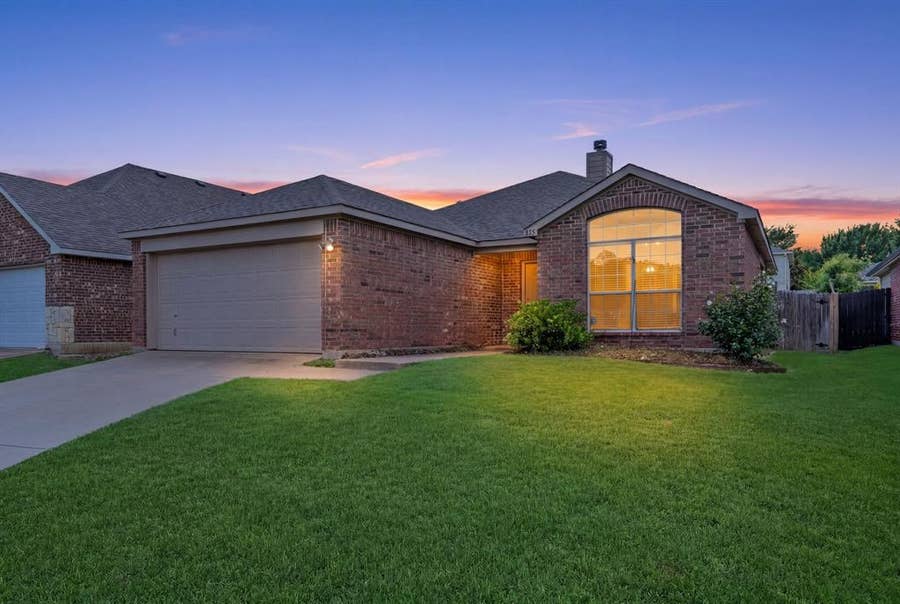 Property photo for 834 Hazels Way, Anna, TX