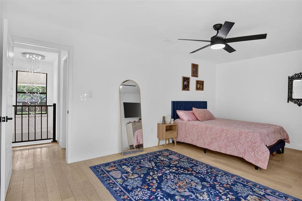 4064 High Summit Drive, Dallas, TX 75244 Large 2nd bedroom up.