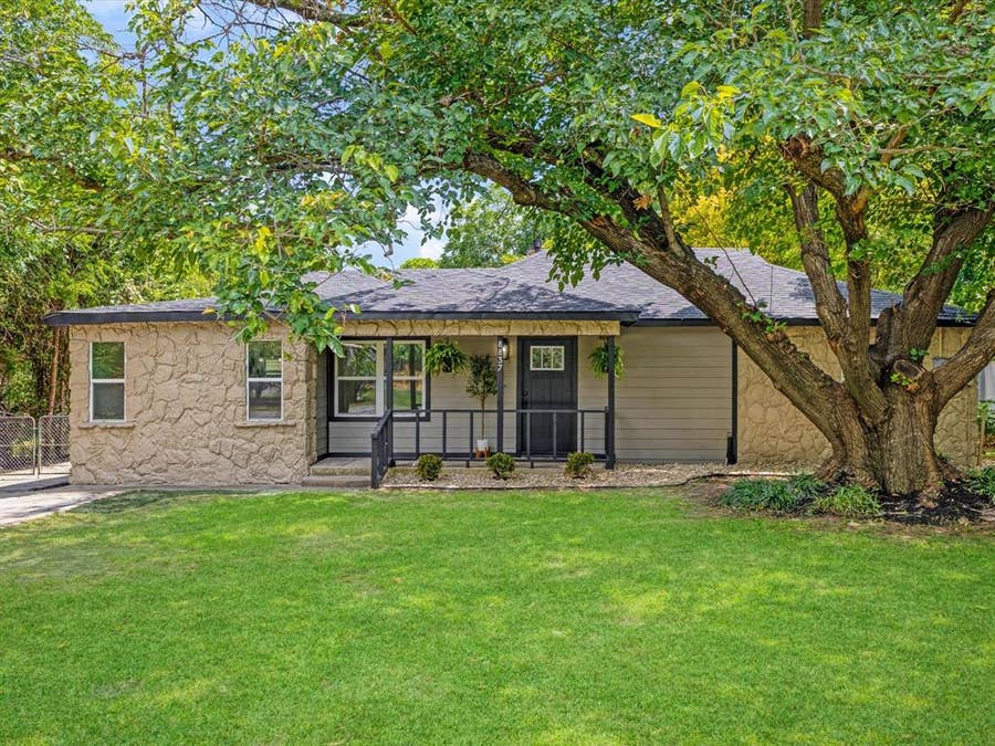 Property photo for 8837 Claiborn Street, Lakeside, TX