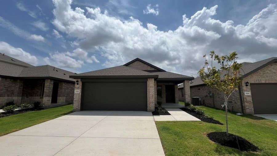 Property photo for 528 RED ADMIRAL Lane, Denton, TX