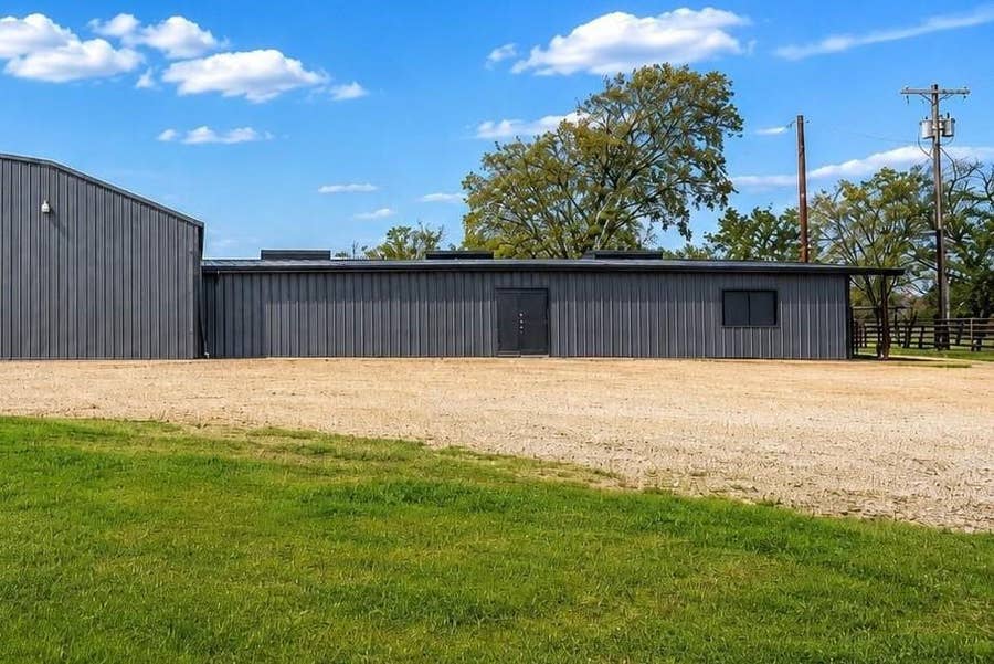 Property photo for 109 Frontier Drive, Quinlan, TX