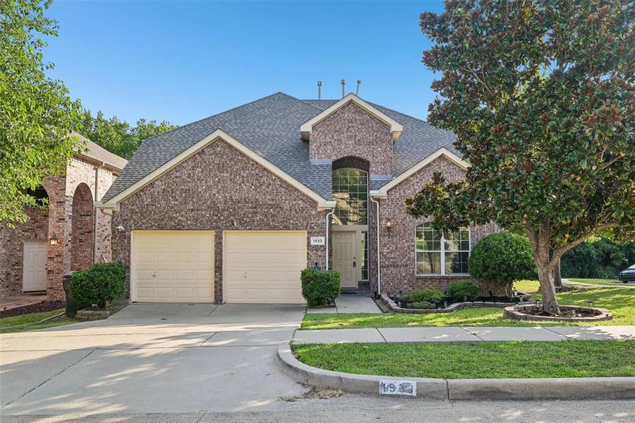 Property photo for 1933 Cartman Road, Garland, TX