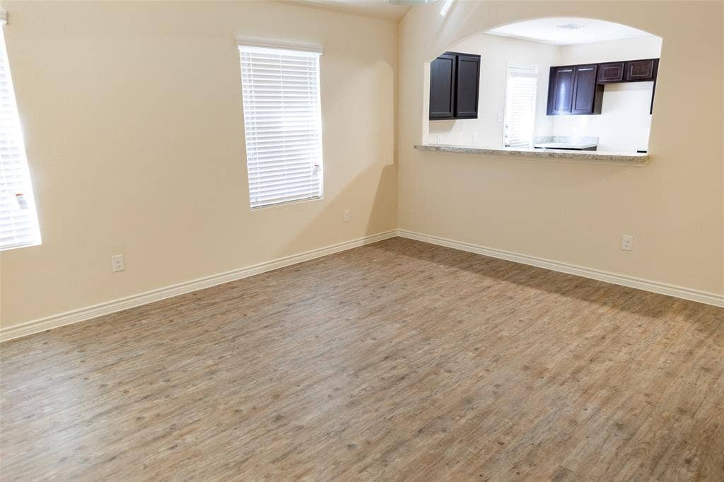 1607 Dove Circle, Ennis, TX 75119 1607 Dove Circle, Ennis, TX 75119