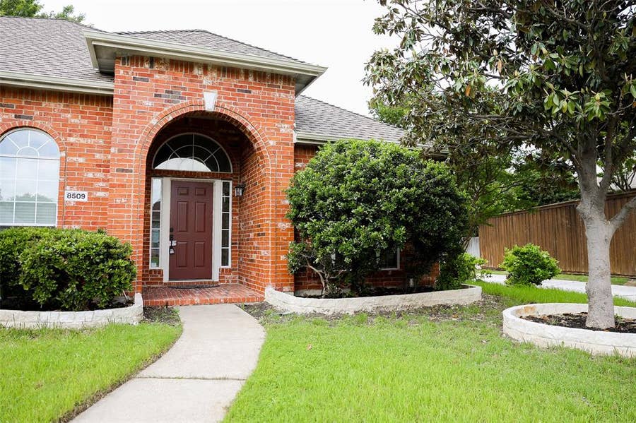 Property photo for 8509 Chalton Drive, Plano, TX
