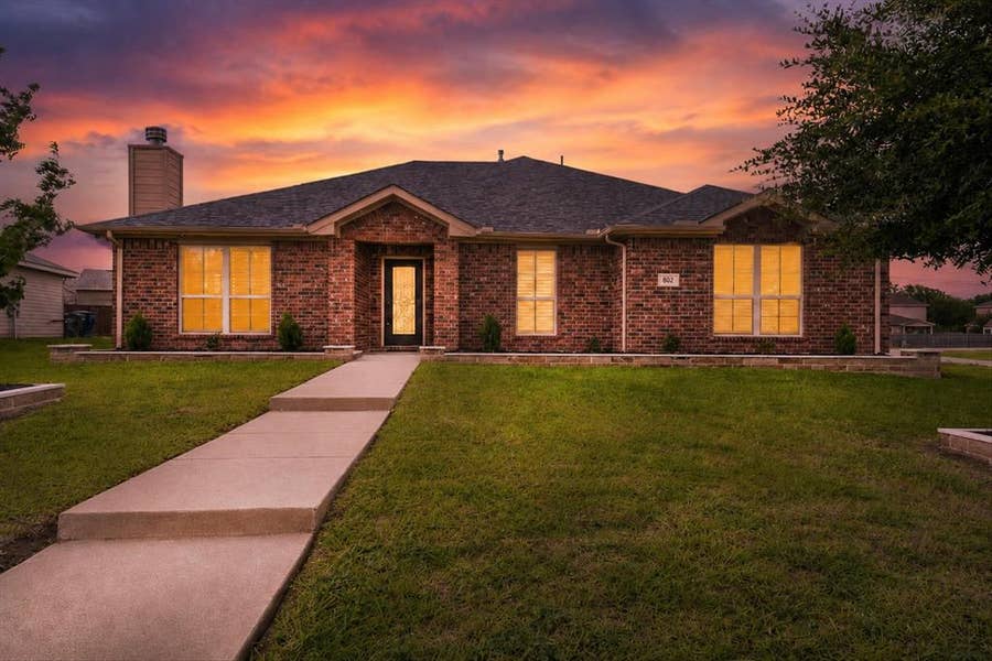 Property photo for 602 Hearthstone Drive, Lancaster, TX
