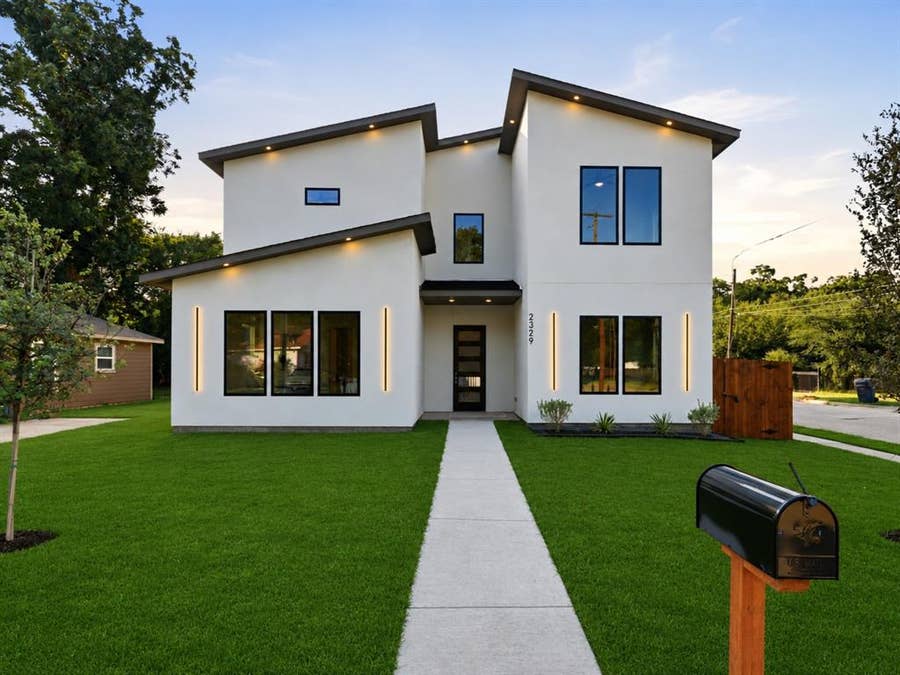 Property photo for 2329 Stoneman Street, Dallas, TX