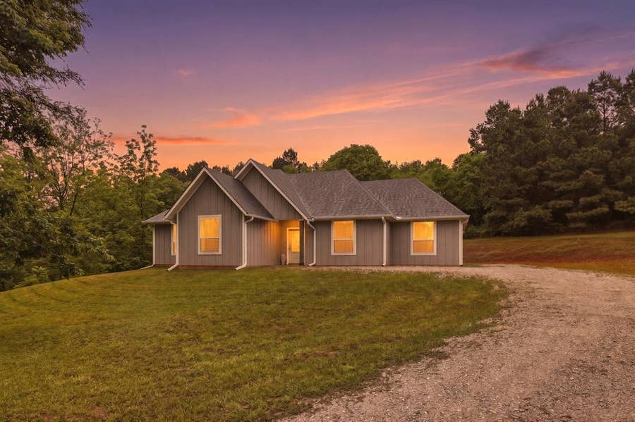 Property photo for 17224 Stella Maris Street, Winona, TX