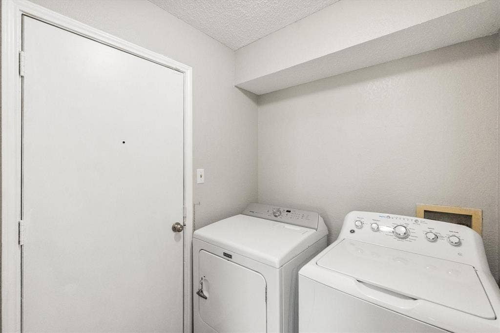 1217 Hidden Creek Drive, Mansfield, TX 76063 1217 Hidden Creek Drive, Mansfield, TX 76063