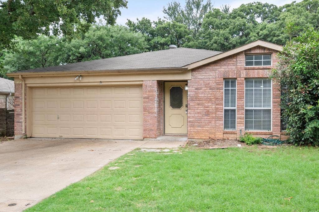 1217 Hidden Creek Drive, Mansfield, TX 76063 1217 Hidden Creek Drive, Mansfield, TX 76063