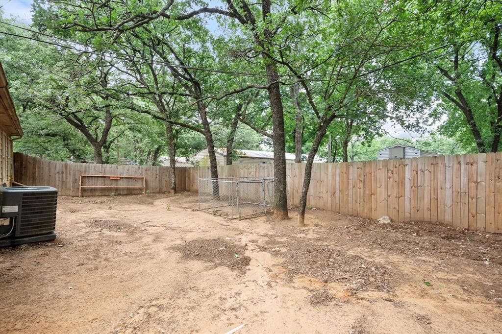 1217 Hidden Creek Drive, Mansfield, TX 76063 1217 Hidden Creek Drive, Mansfield, TX 76063