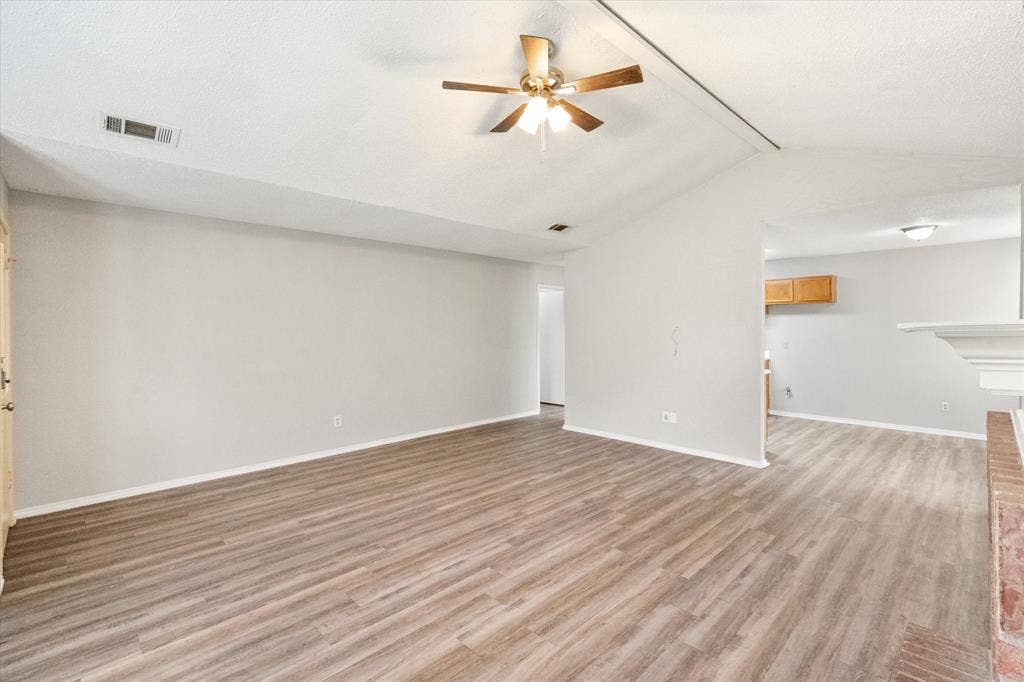 1217 Hidden Creek Drive, Mansfield, TX 76063 1217 Hidden Creek Drive, Mansfield, TX 76063