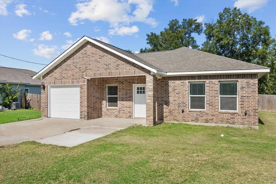 Property photo for 3802 College Street, Greenville, TX