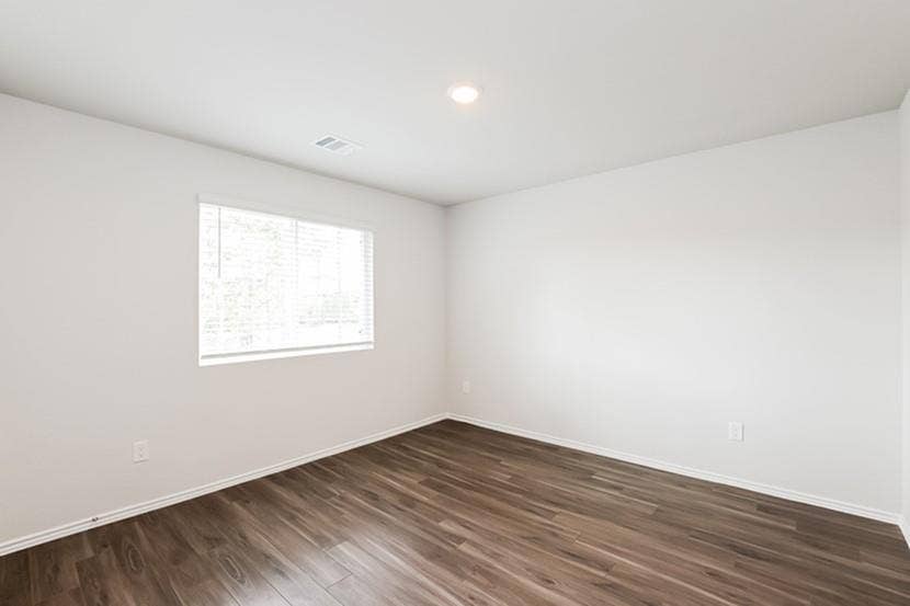 435 Thompson Place, Everman, TX 76140 435 Thompson Place, Everman, TX 76140