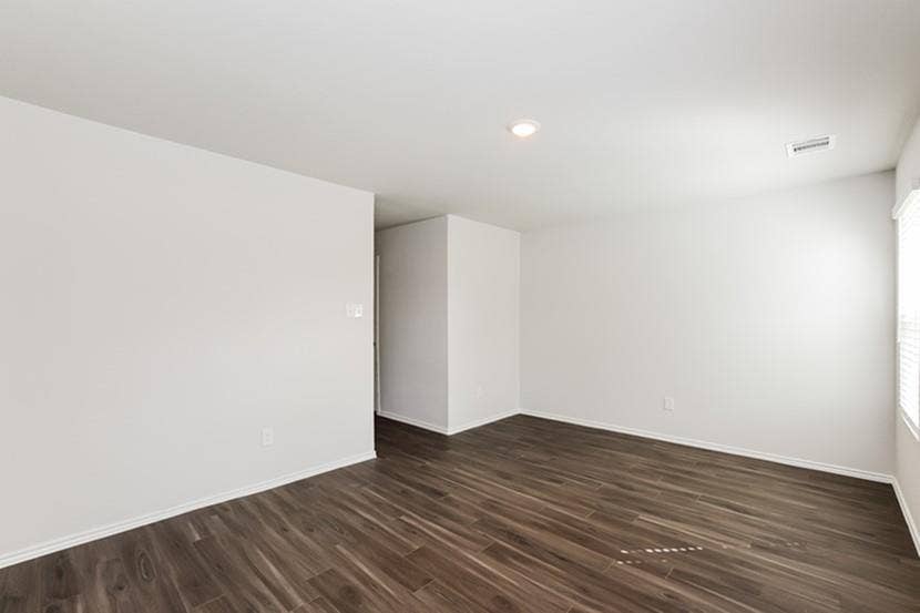 435 Thompson Place, Everman, TX 76140 435 Thompson Place, Everman, TX 76140