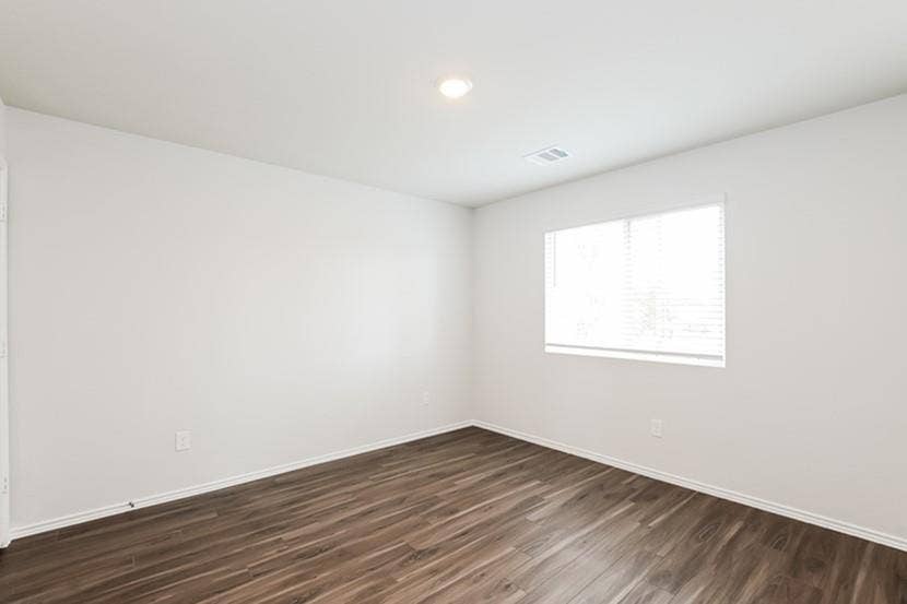 435 Thompson Place, Everman, TX 76140 435 Thompson Place, Everman, TX 76140