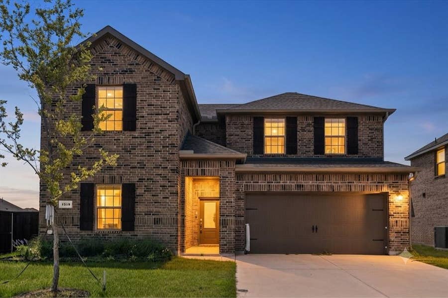 Property photo for 1310 Blossom Court Drive, Princeton, TX