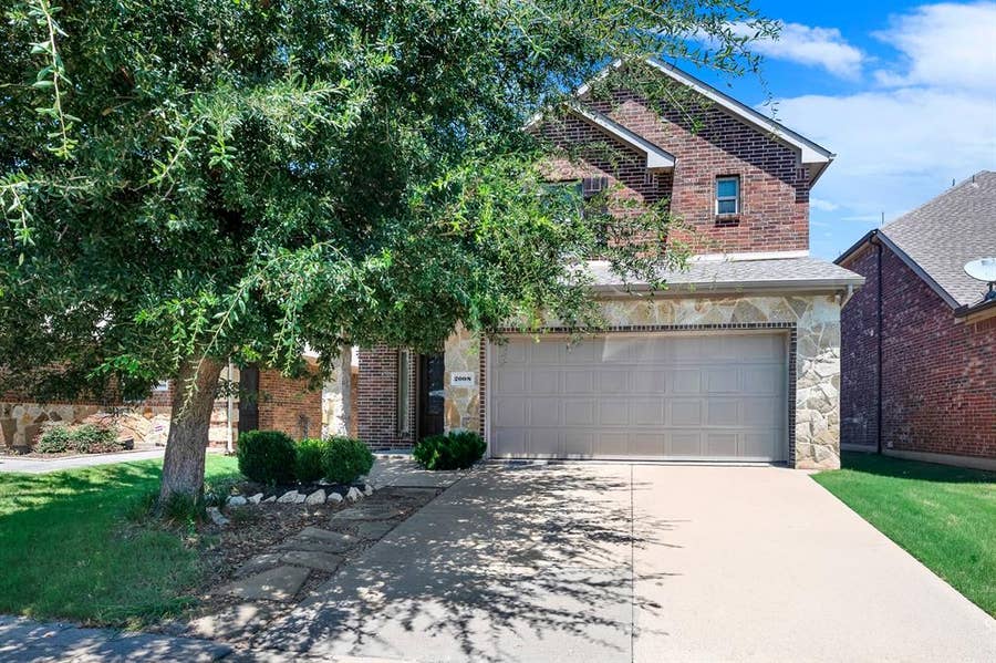 Property photo for 2008 Megan Court, Wylie, TX