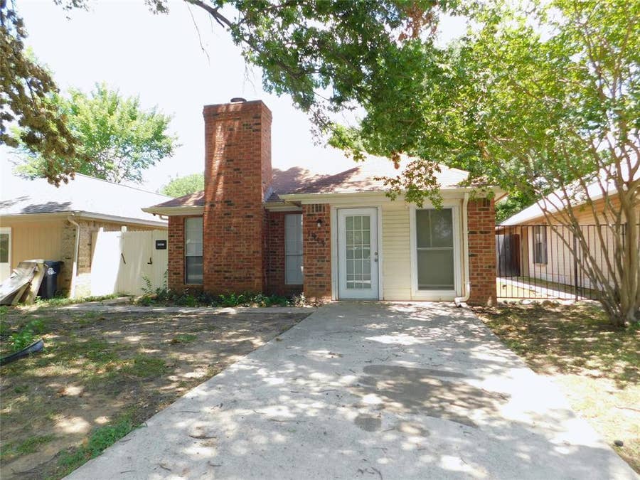 Property photo for 1913 Mack Place, Denton, TX