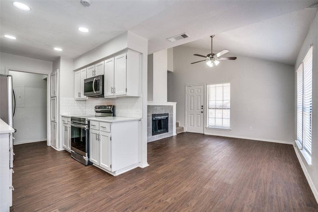 115 Peachtree Court, Kennedale, TX 76060 115 Peachtree Court, Kennedale, TX 76060