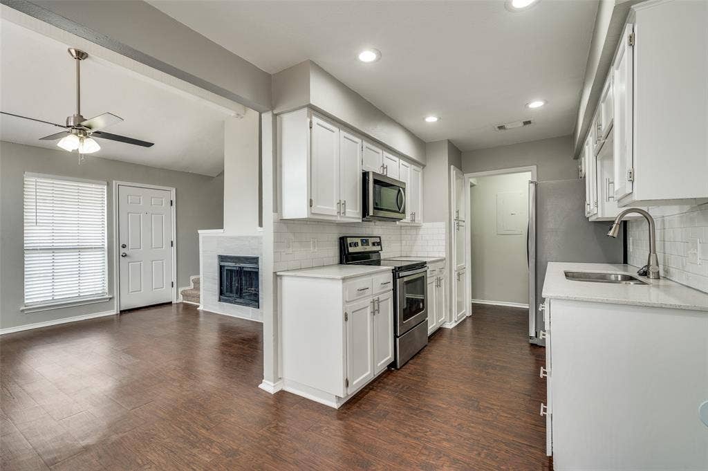 115 Peachtree Court, Kennedale, TX 76060 115 Peachtree Court, Kennedale, TX 76060