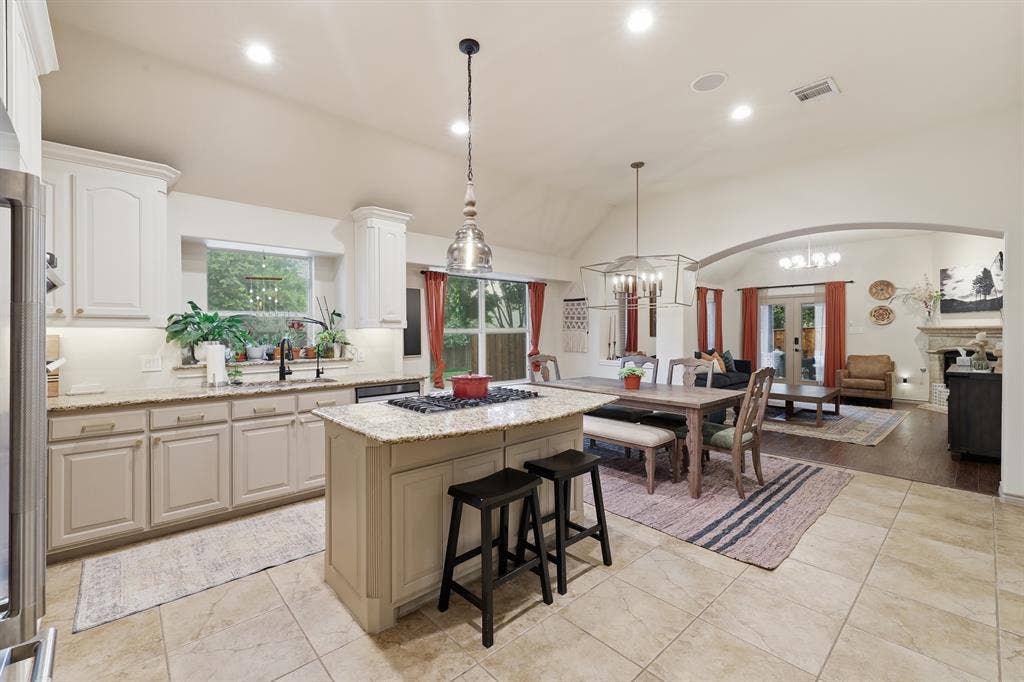 8040 Branch Hollow Trail, Fort Worth, TX 76123 Open concept island kitchen.