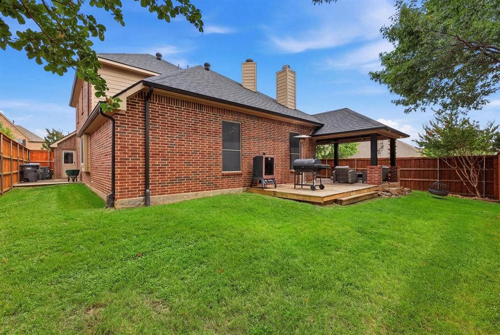 8040 Branch Hollow Trail, Fort Worth, TX 76123 Backyard views.