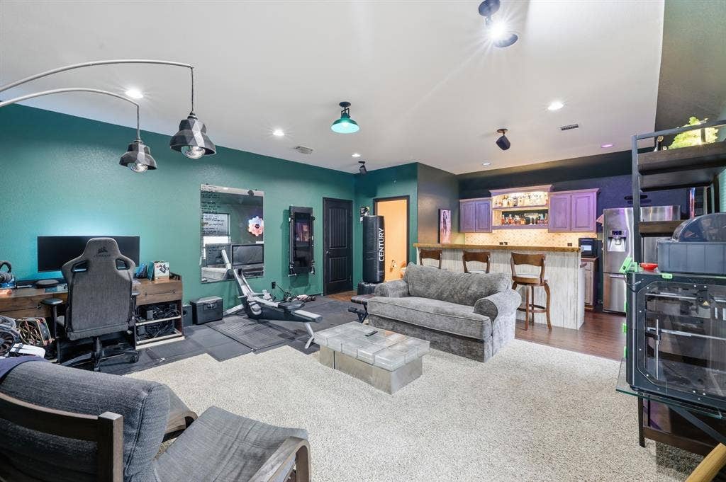 8040 Branch Hollow Trail, Fort Worth, TX 76123 Upstairs huge gameroom with bar / snack counter!