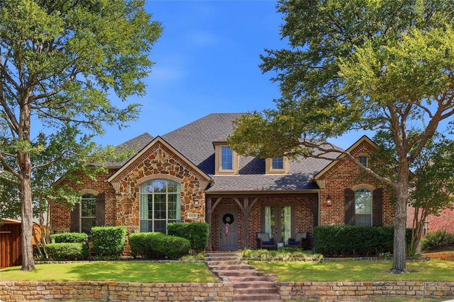Property photo for 15138 Woodbluff Drive, Frisco, TX