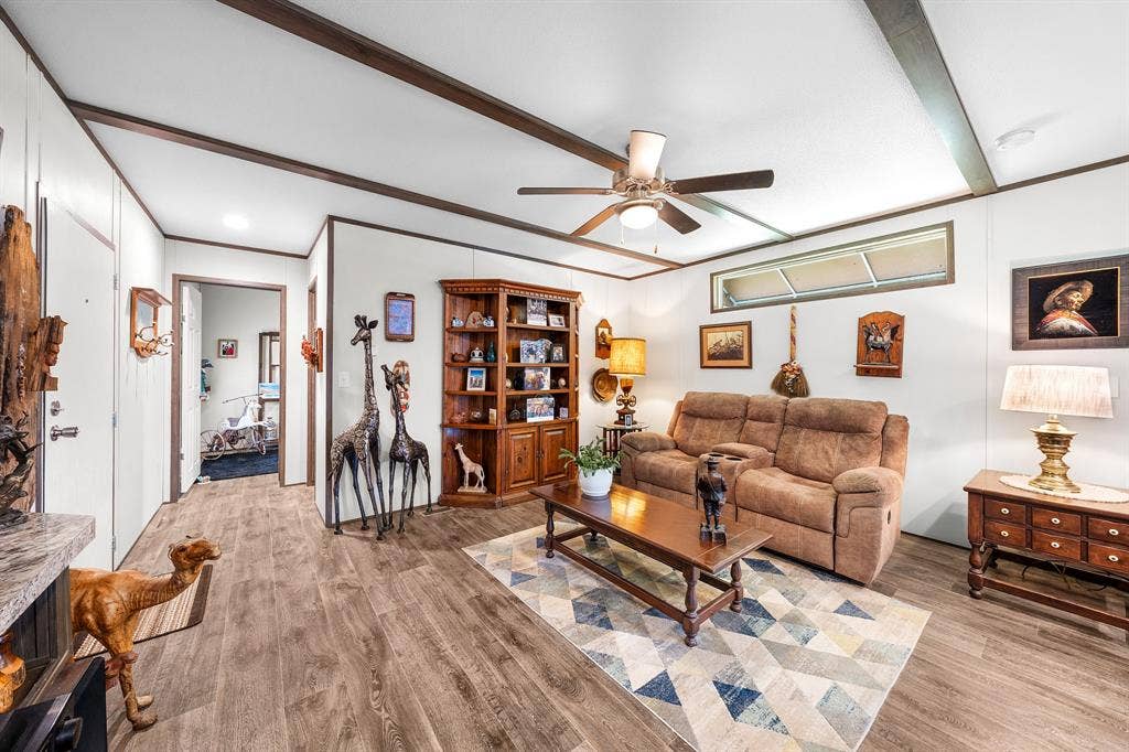 4450 County Road 3110, Campbell, TX 75422 4450 County Road 3110, Campbell, TX 75422