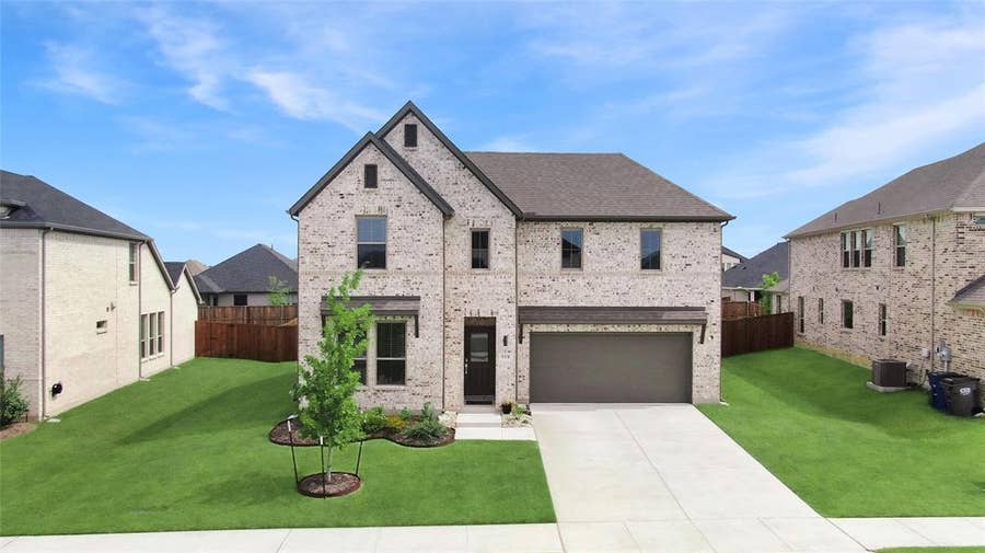 Property photo for 919 Edgehurst Drive, Princeton, TX
