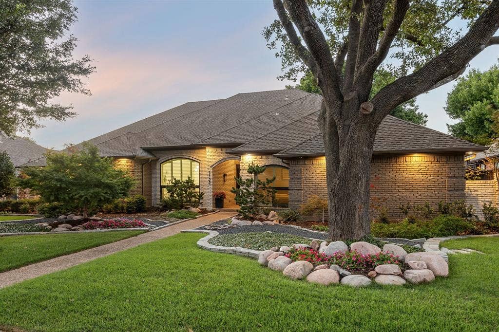 7135 Debbe Drive, Dallas, TX 75252 7135 Debbe Drive, Dallas, TX 75252