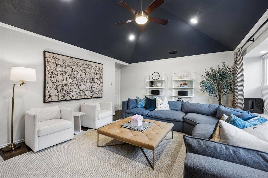 7135 Debbe Drive, Dallas, TX 75252 7135 Debbe Drive, Dallas, TX 75252