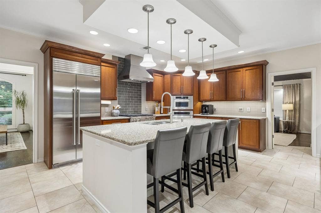 7135 Debbe Drive, Dallas, TX 75252 7135 Debbe Drive, Dallas, TX 75252