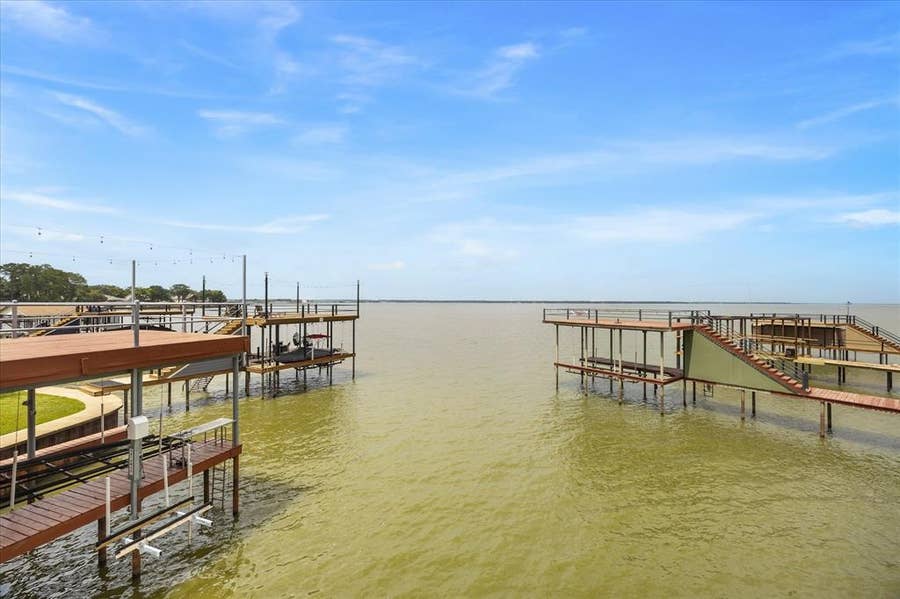 Property photo for 130 Harbor Drive, Gun Barrel City, TX