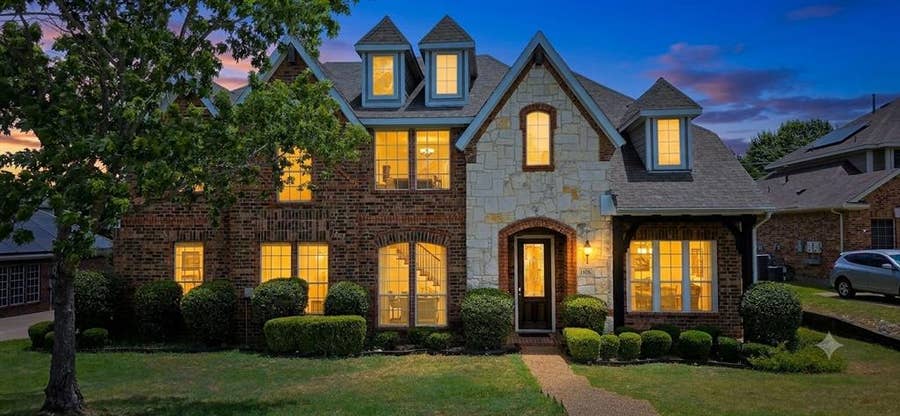 Property photo for 1108 Marisa Lane, DeSoto, TX