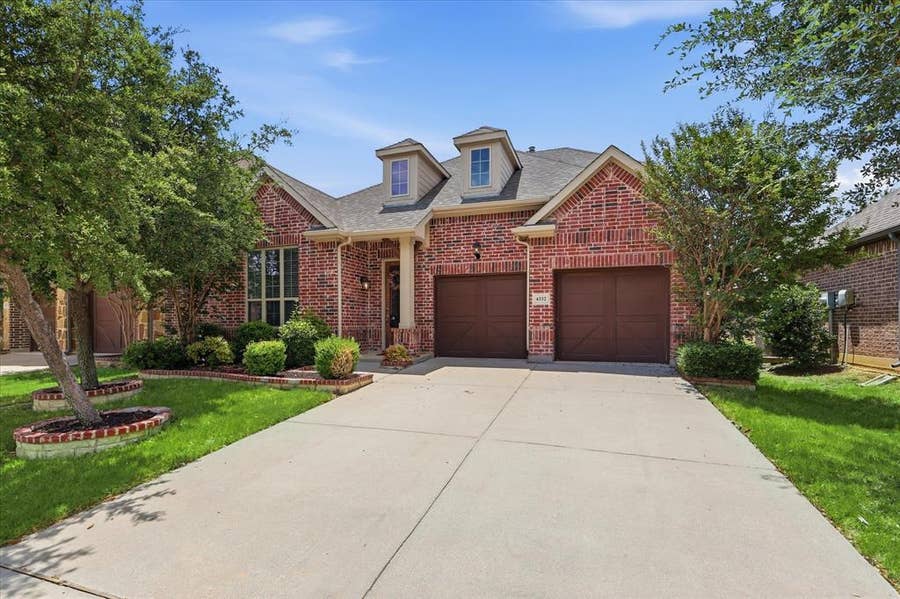 Property photo for 4332 Old Grove Way, Fort Worth, TX