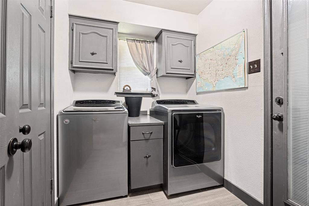 3217 Colonel Circle, Garland, TX 75043 3217 Colonel Circle, Garland, TX 75043