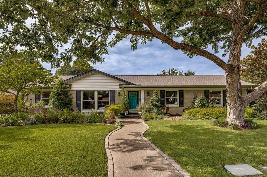 Property photo for 3251 Dothan Lane, Dallas, TX