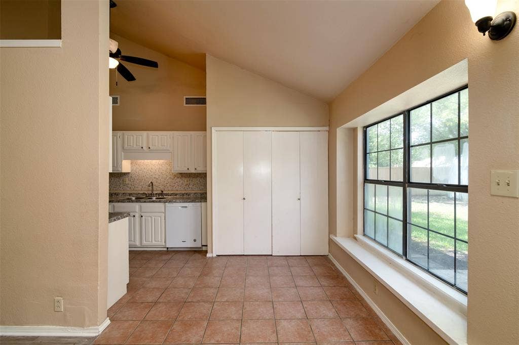 2521 Liberty Lane, Denton, TX 76209 2521 Liberty Lane, Denton, TX 76209