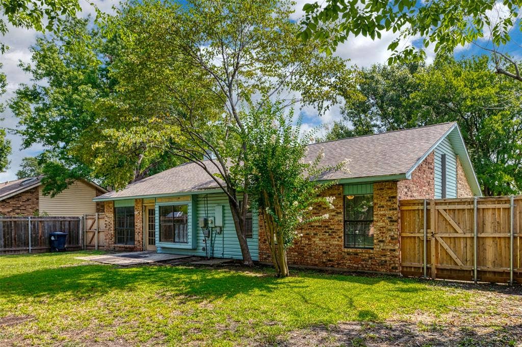 2521 Liberty Lane, Denton, TX 76209 2521 Liberty Lane, Denton, TX 76209