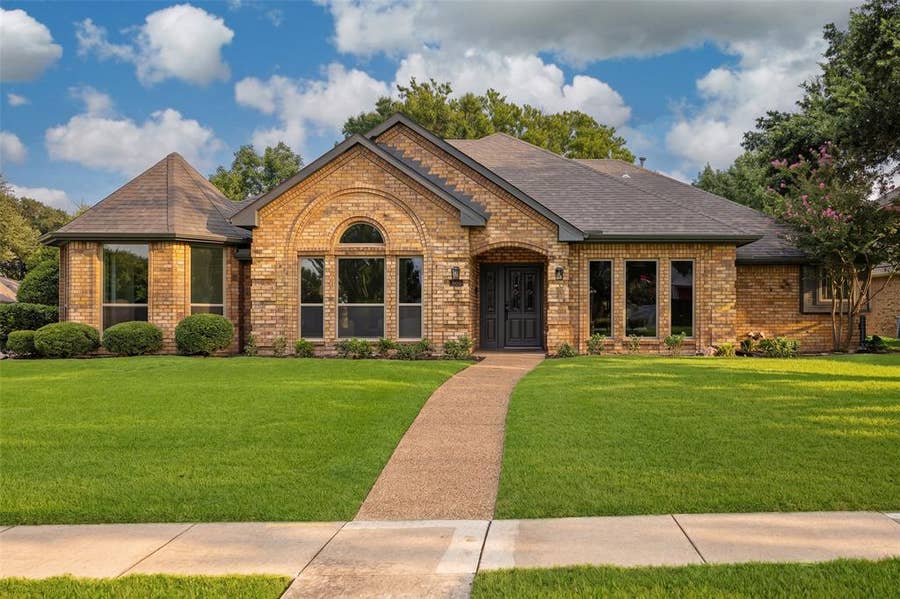 Property photo for 800 Crane Drive, Coppell, TX