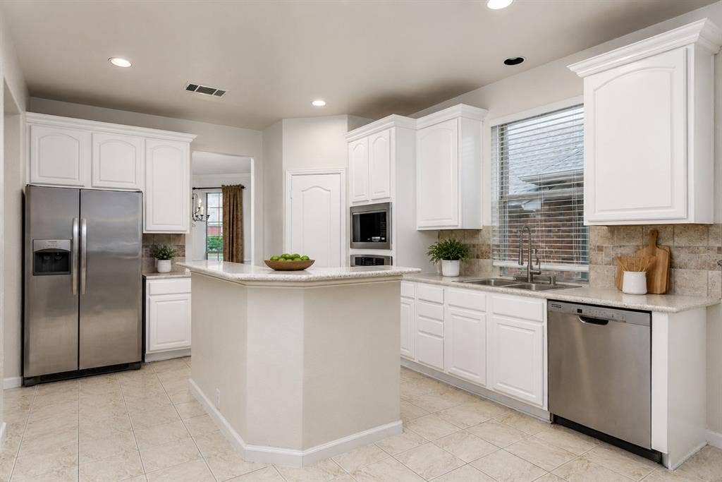 11020 Coralberry Drive, Frisco, TX 75033 11020 Coralberry Drive, Frisco, TX 75033