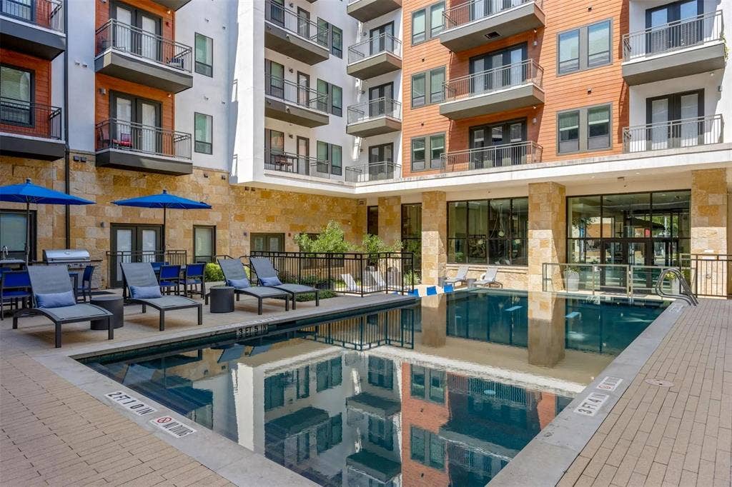Up to 6 Weeks FREE! *on select units