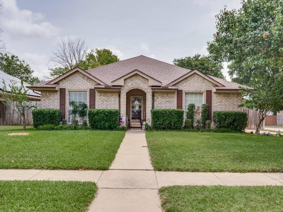 Property photo for 149 Roberts Drive, Saginaw, TX