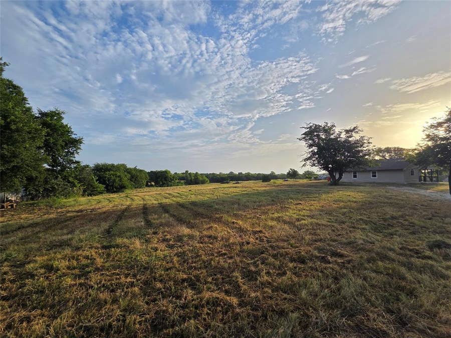 Property photo for 824 Nob Hill Road, Quinlan, TX