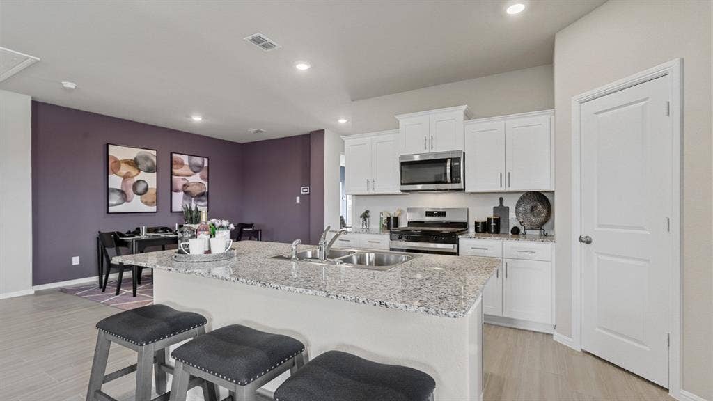 600 SMART STRIKE Trail, Granbury, TX 76049 600 SMART STRIKE Trail, Granbury, TX 76049