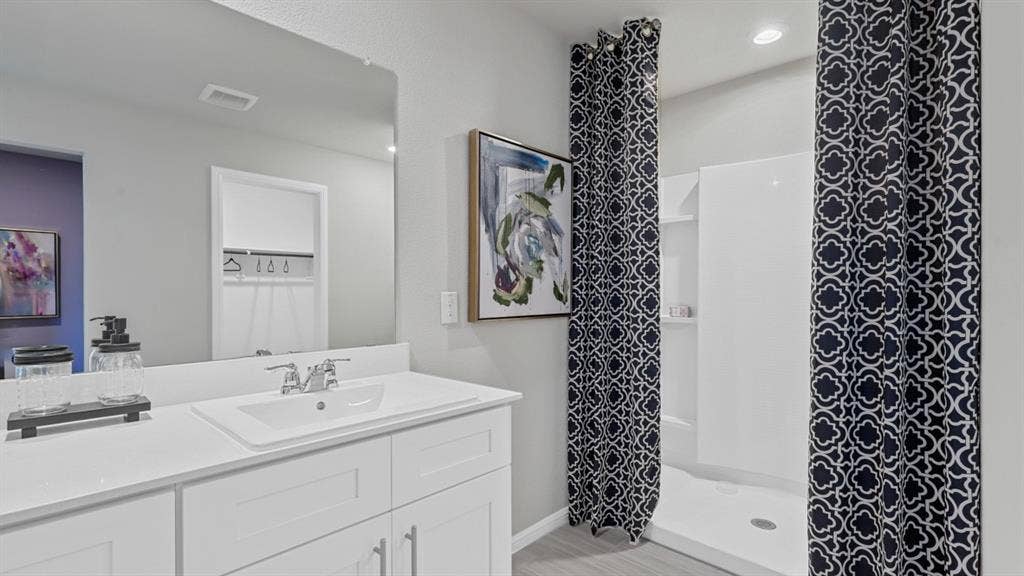 600 SMART STRIKE Trail, Granbury, TX 76049 600 SMART STRIKE Trail, Granbury, TX 76049