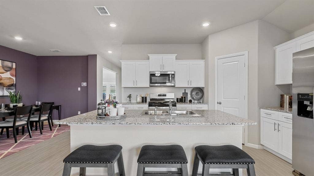 600 SMART STRIKE Trail, Granbury, TX 76049 600 SMART STRIKE Trail, Granbury, TX 76049