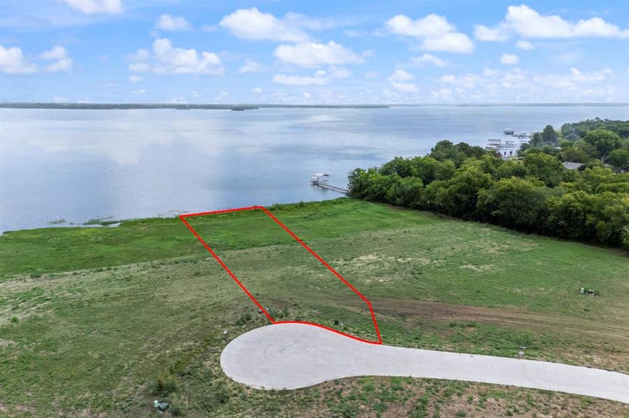Property photo for 153 Endless Drive, West Tawakoni, TX