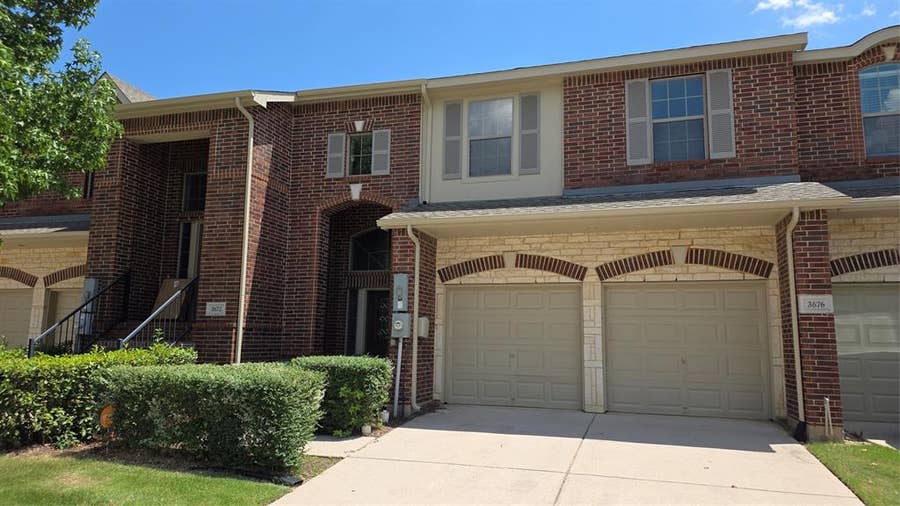 Property photo for 3676 Vienna Street, Irving, TX